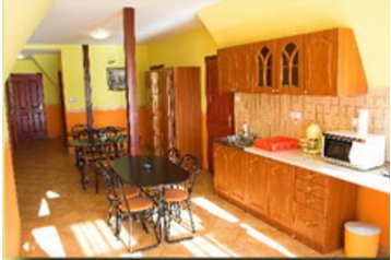 Madjarska Privát Orosháza, Eksterijer